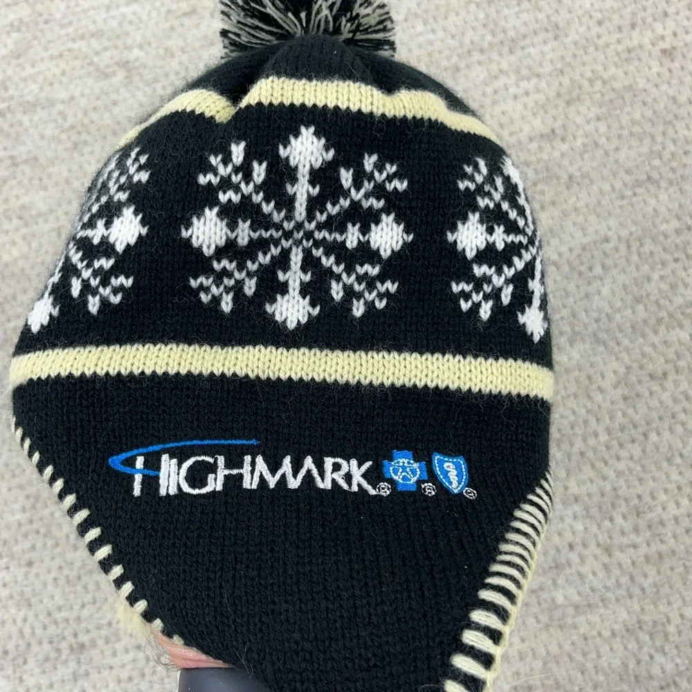 Pittsburgh Penguins Beanie Hat‎ Cap Beanie Toboggan Ear Flaps Pom Pom Giveaway